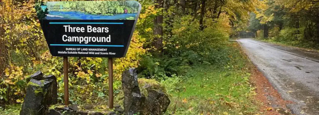 Three Bears portal sign