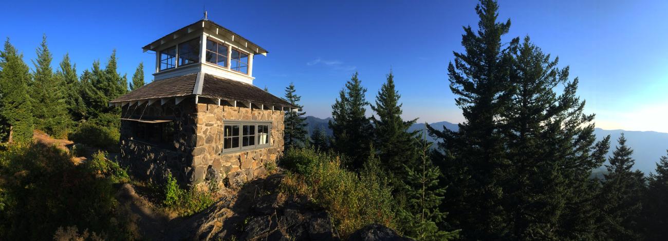 View of Pechuck Lookout and the Cascade Mountains