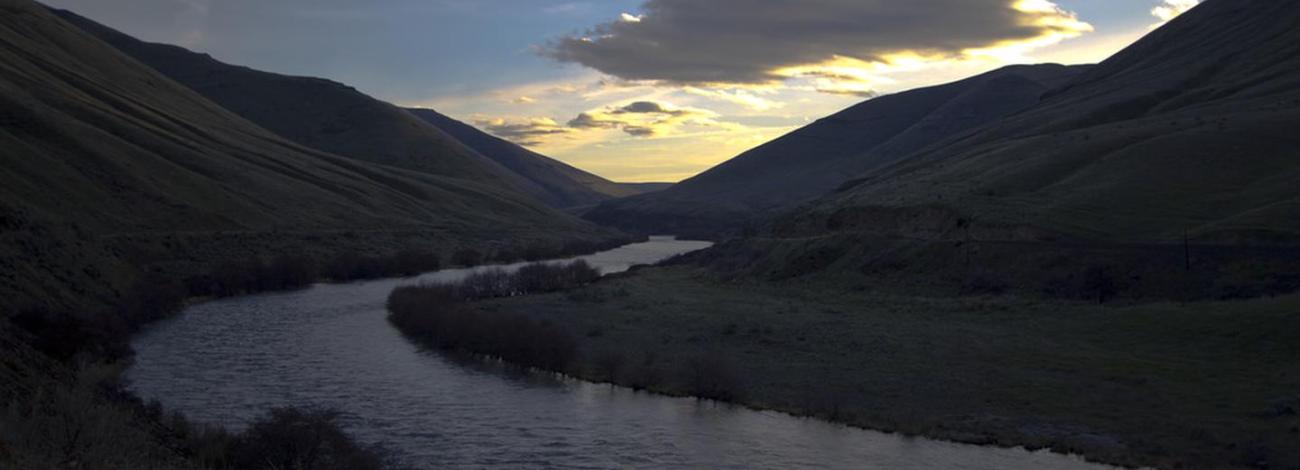 Deschutes River at sunset