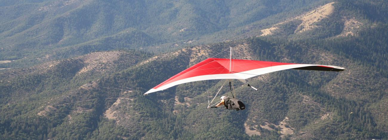 Hang Gliding at Woodrat Mountain
